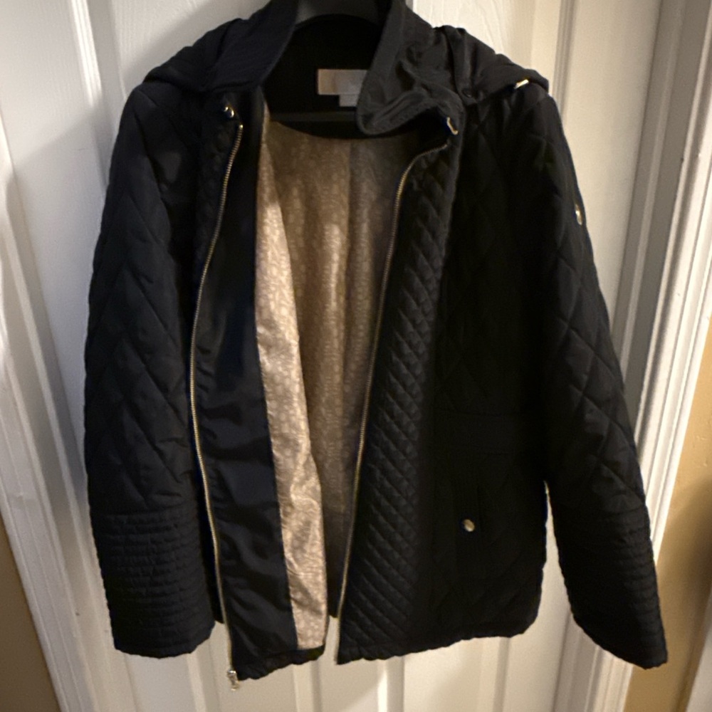 Michael Kors Quilted Jacket Black Gold Logo | 1X | Worn Once ✨
